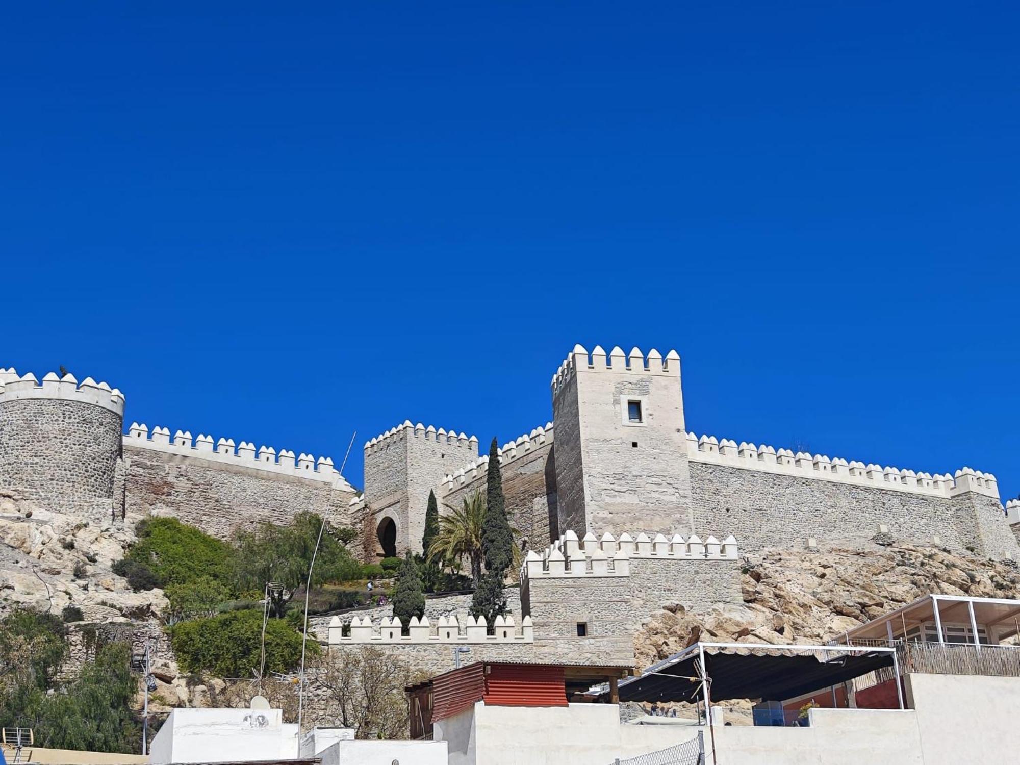 Casita La Paloma Bonita Del Pescador Hasta 5 Personas En El Casco Antiguo La Medina Centro Almeria Bajo Alcazaba Terraza Buena Vista Parking Privado Y Sabanas En Opcion ภายนอก รูปภาพ